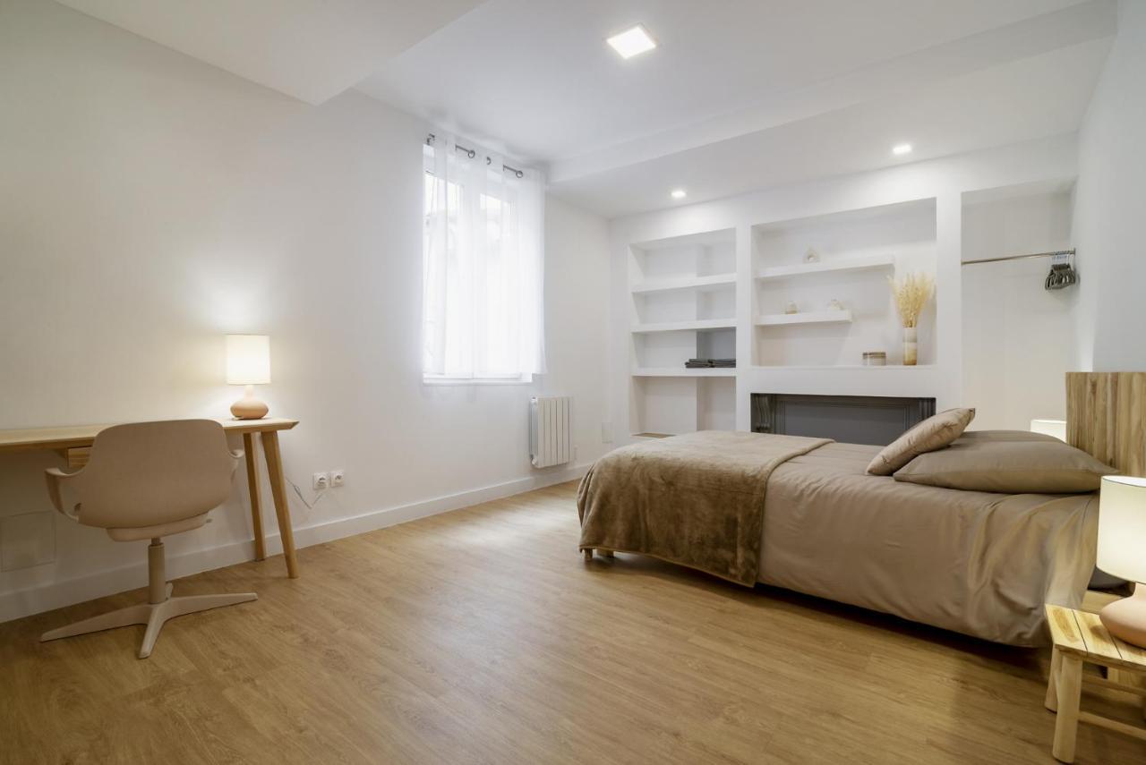 Magnifique Appartement Plein Centre, Calme, Netflix ミルポワ エクステリア 写真